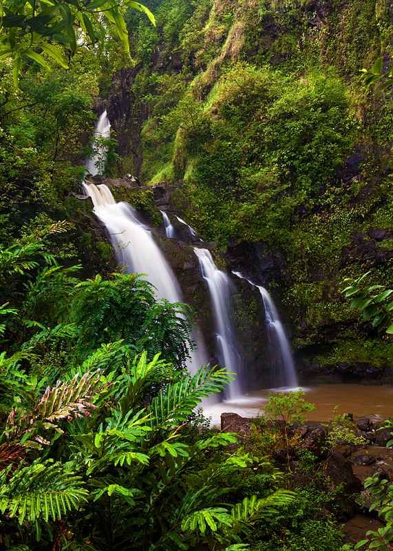upper waikani falls aka three bears falls.jpg